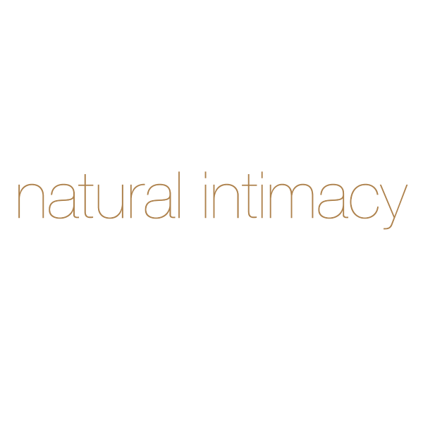 IntimateCare Sponges - 2x 6.5-8cm Bleached - Retail Packaging